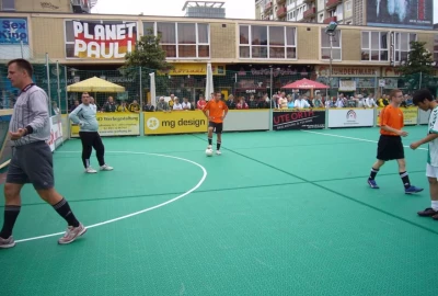 mobiler Sportboden Typ MULTISPORT, Fußball-Turnier, Deutsche Fußball-Meisterschaft der Wohnungslosen, 